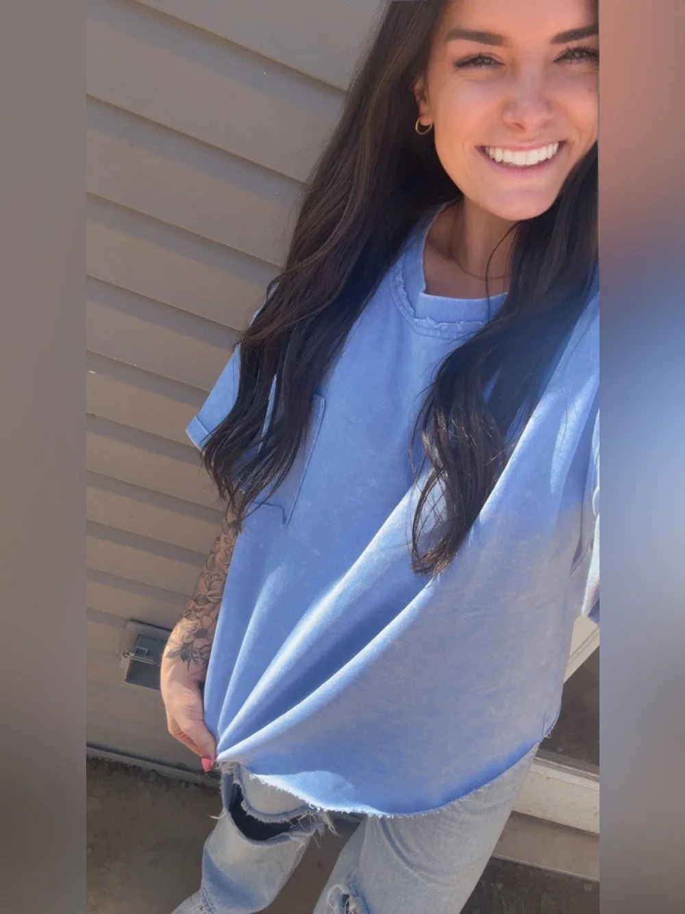 Zenana Acid Wash Blue Women's Relaxed Pocket Tee - Picture 1 of 4